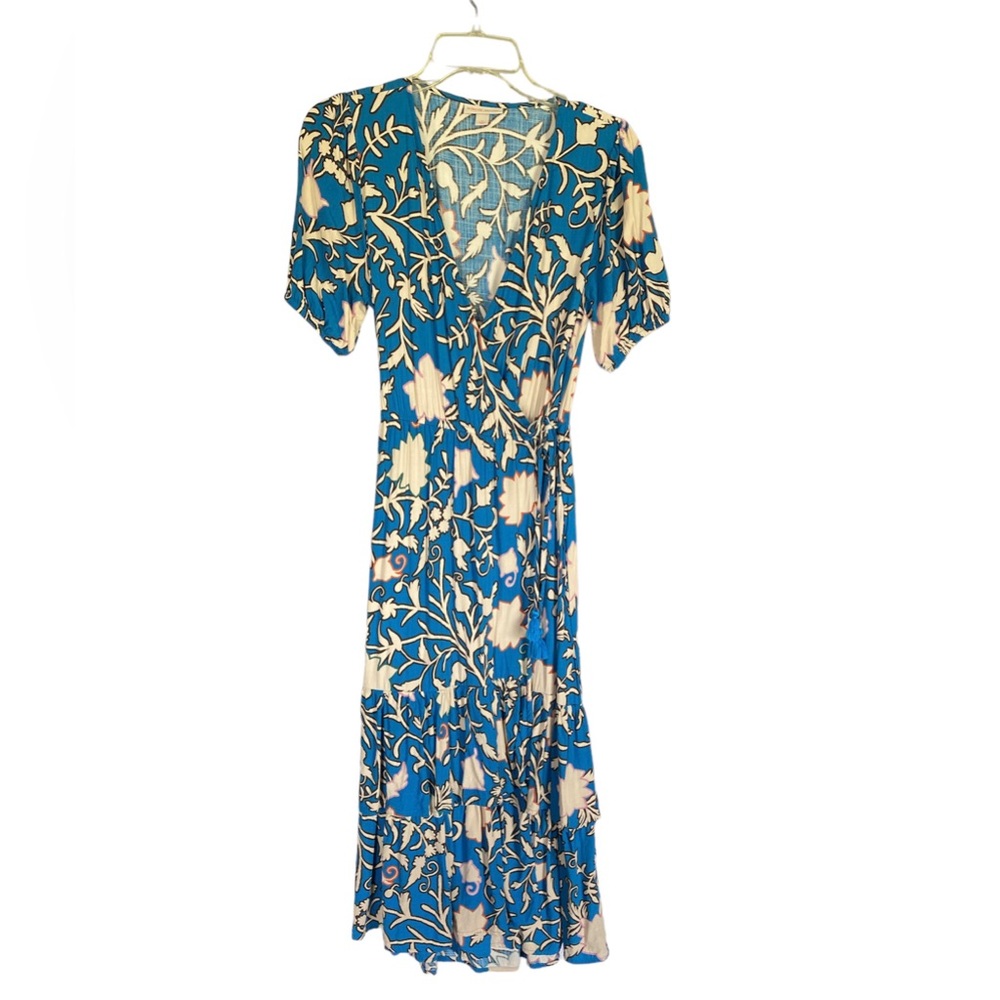 Knox dress size Small